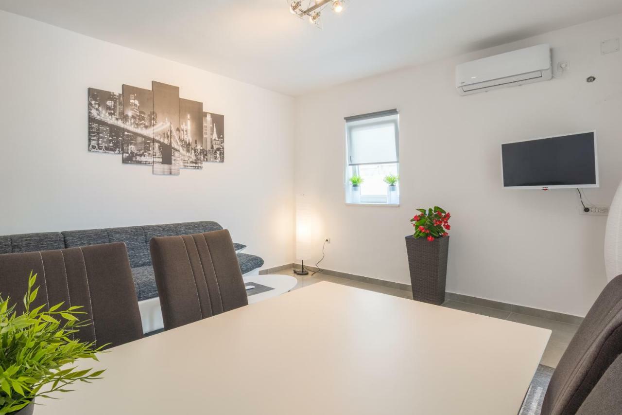 Luxury Apartment Melissa Vodice Eksteriør bilde